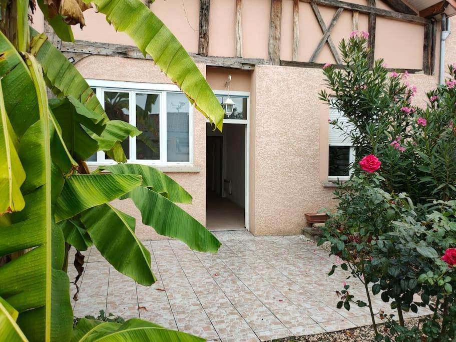 Meuble 3 Etoiles Dans Un Petit Village Du Gers Villecomtal-Sur-Arros Eksteriør bilde